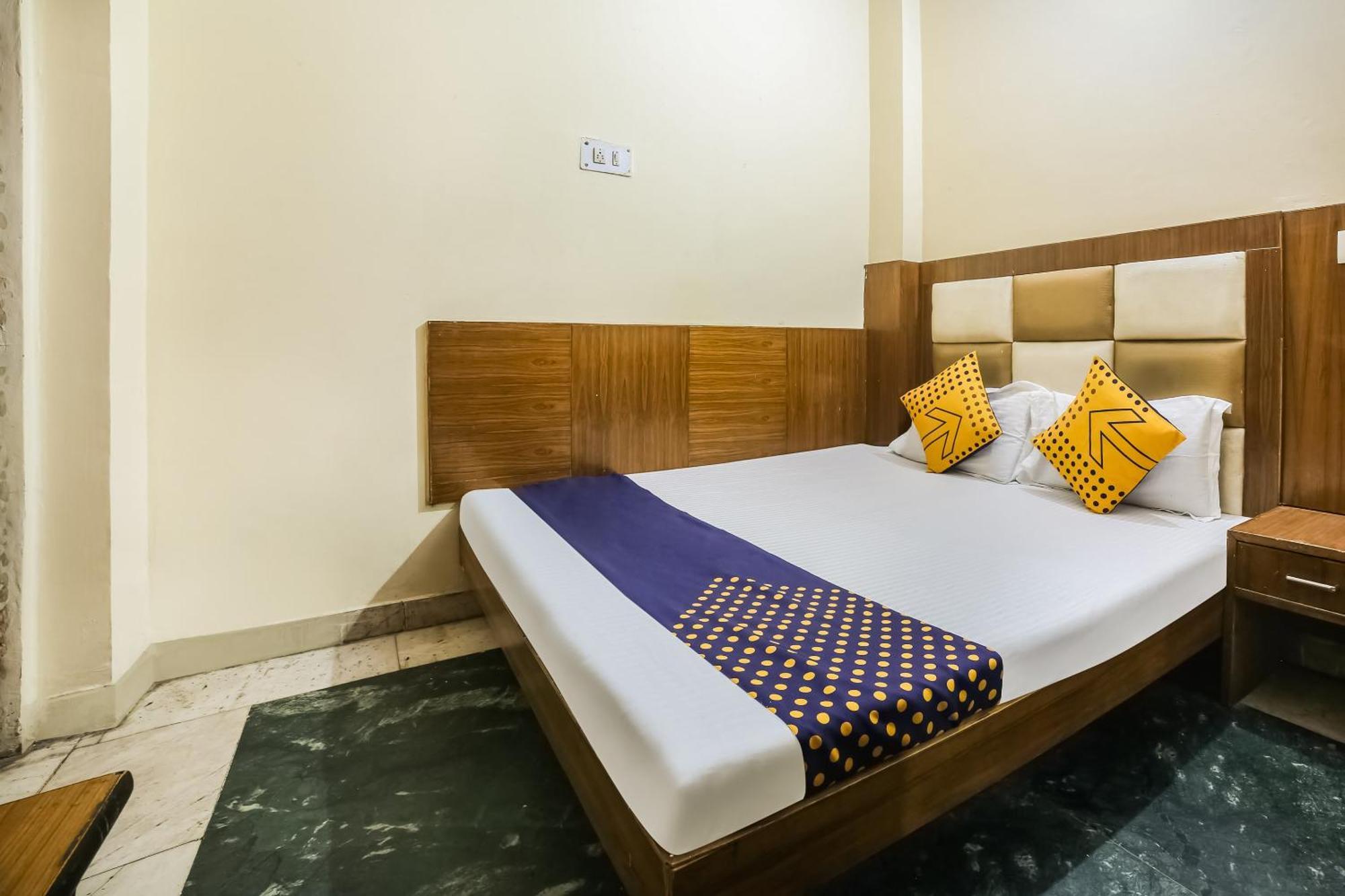 Hotel Silver Palace New Delhi Extérieur photo
