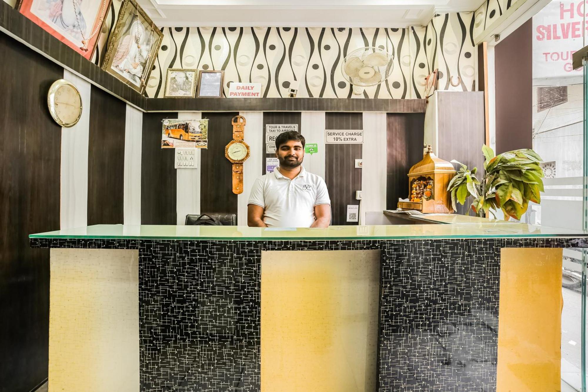 Hotel Silver Palace New Delhi Extérieur photo